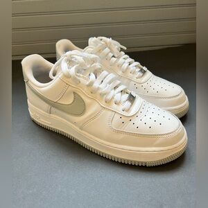 Nike White and Purple Sneakers